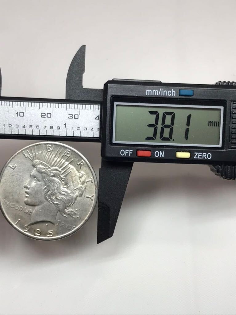 銀貨 アメリカ ピース 1ドル銀貨 1925年 直径約38.1ｍｍ 厚さ約2.5ｍｍ 重さ約26.77ｇ 大型銀貨の画像6