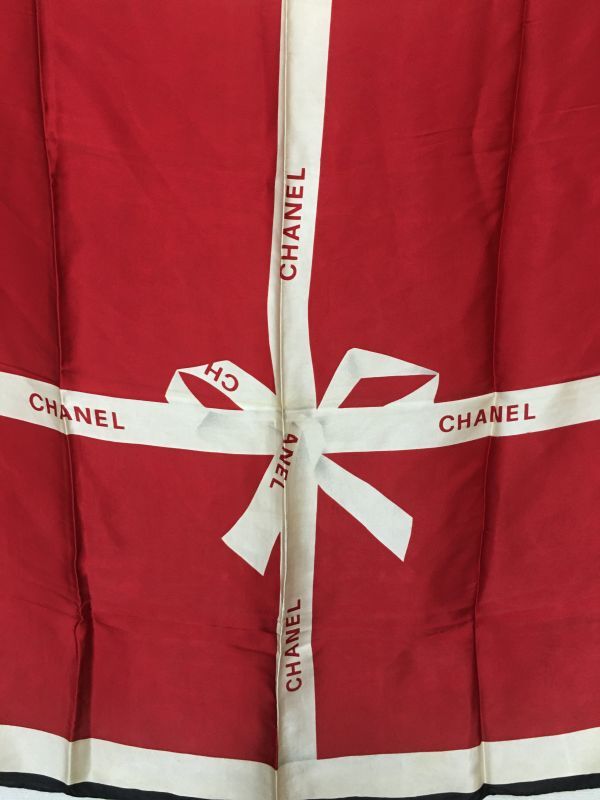 CHANEL シャネル リボン柄 スカーフの画像2