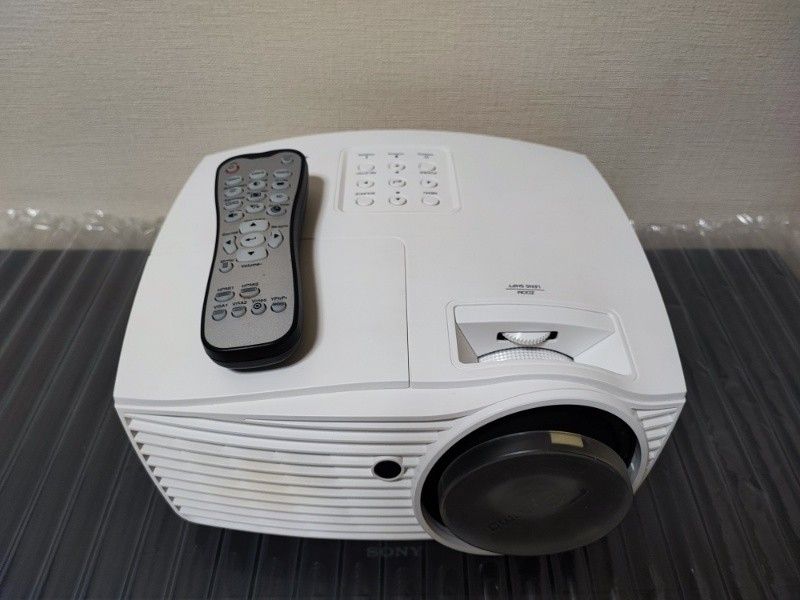 Optoma HD37 DLPフルHDプロジェクター