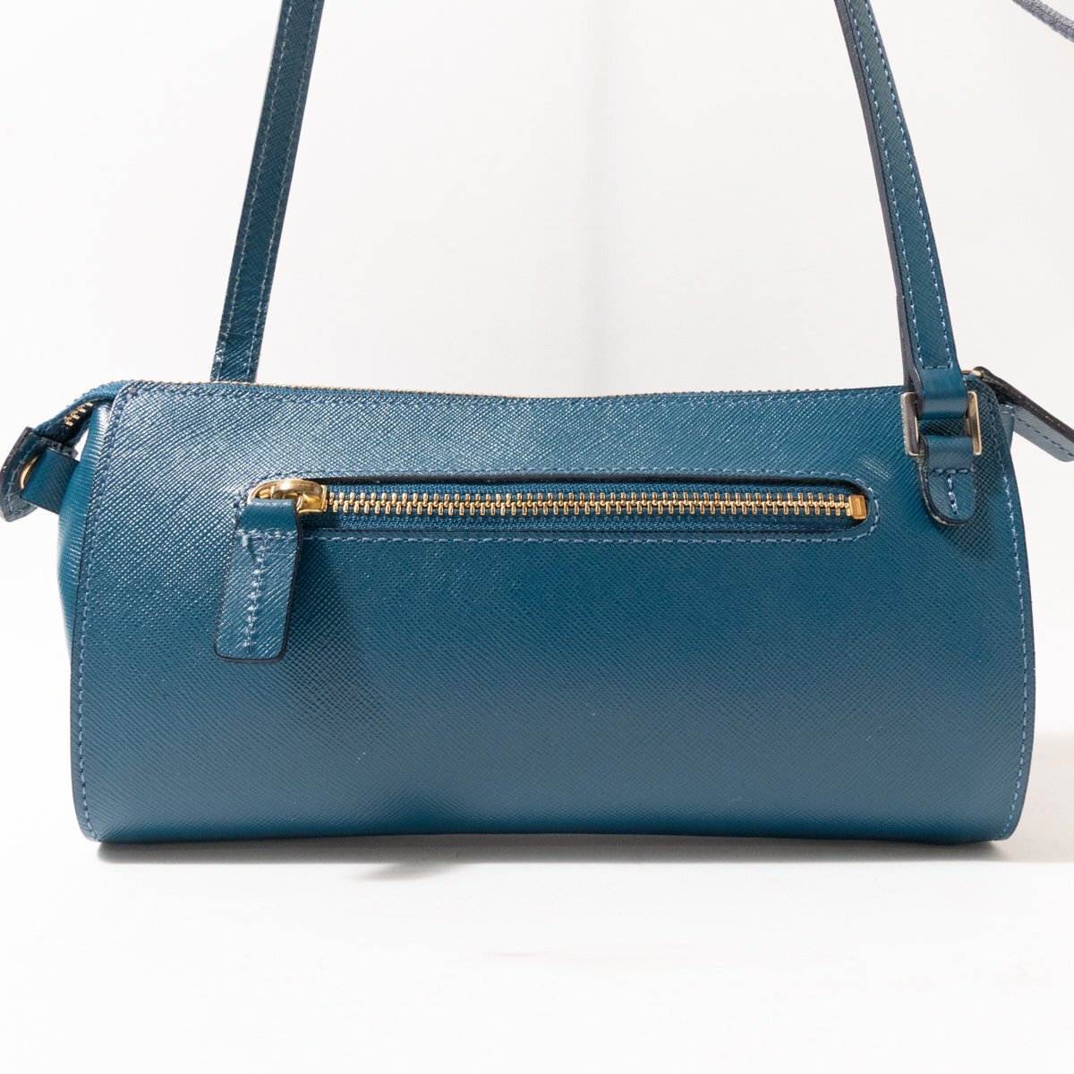 LANVIN en Bleu ランバンオンブルー ショルダーバッグ ポシェット ミニ サブバッグ ブルー系 綺麗め ファスナー開閉 bag 鞄 レディース_画像3