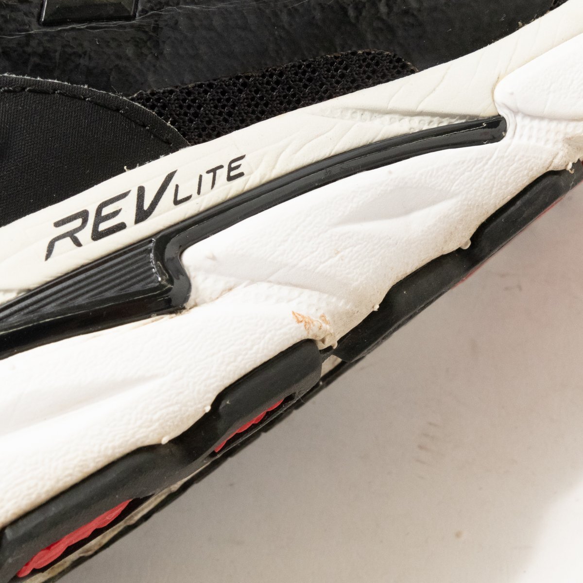 New Balance ニューバランス M1040C6 ロードランニング ランニングシューズ ブラック 黒 ホワイト 27.5cm メンズ スポーツ シューズ 靴の画像10