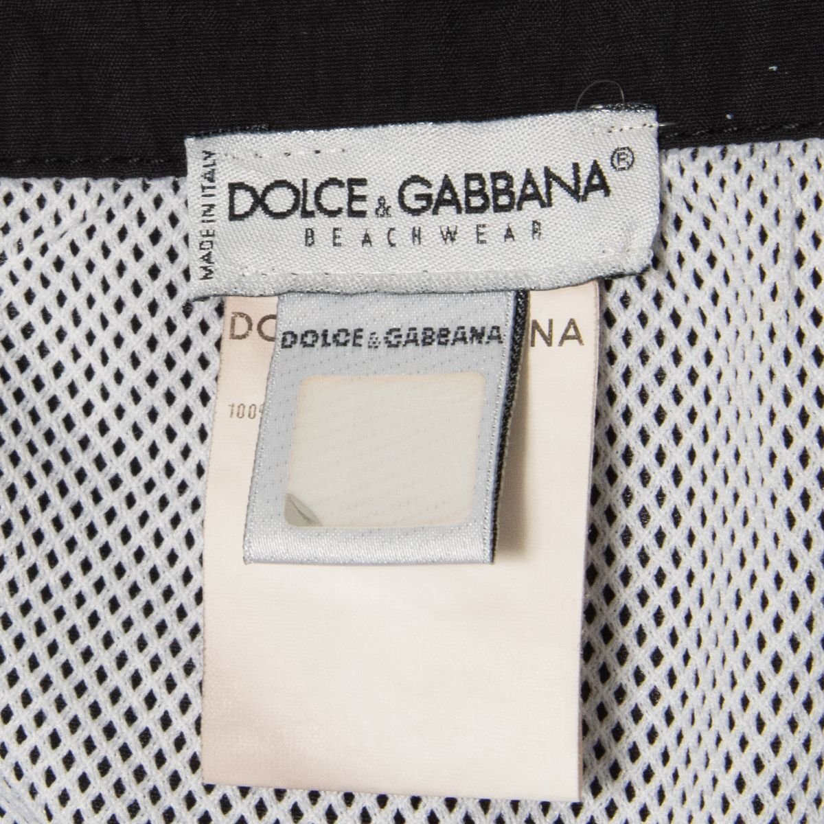 メール便○ DOLCE&GABBANA BEACH WEAR ドルチェ&ガッバーナ ショーツ ハーフパンツ ポリアミド100％ 水着 レジャー メンズ 黒/ブラック_画像6