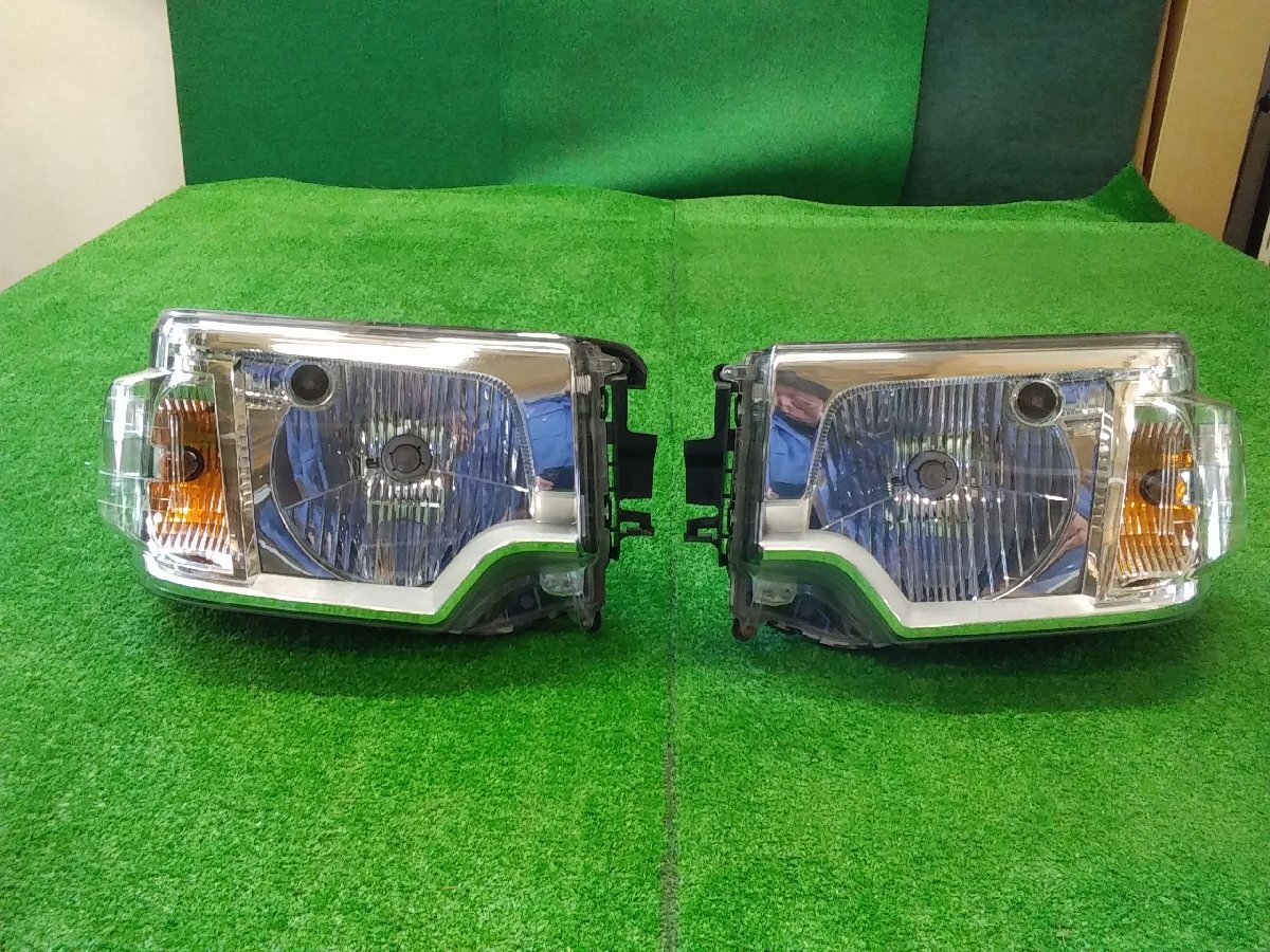 U71V U72V Clipper headlamp head light W0688 U61V U62V Minicab 