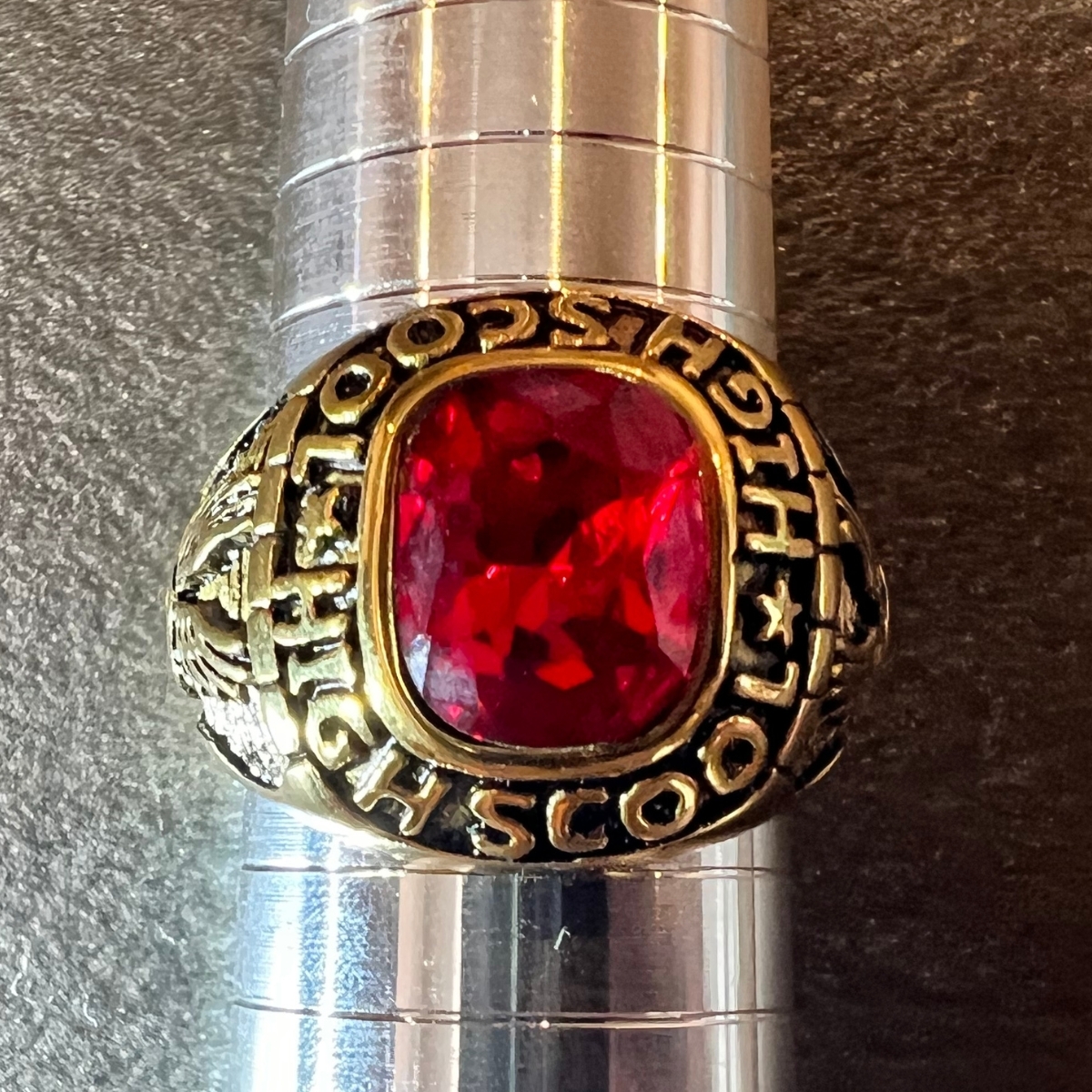  college ring /20 number / Gold / alloy / America / imported goods / unused goods / gold color / red Stone / red color /16.1g