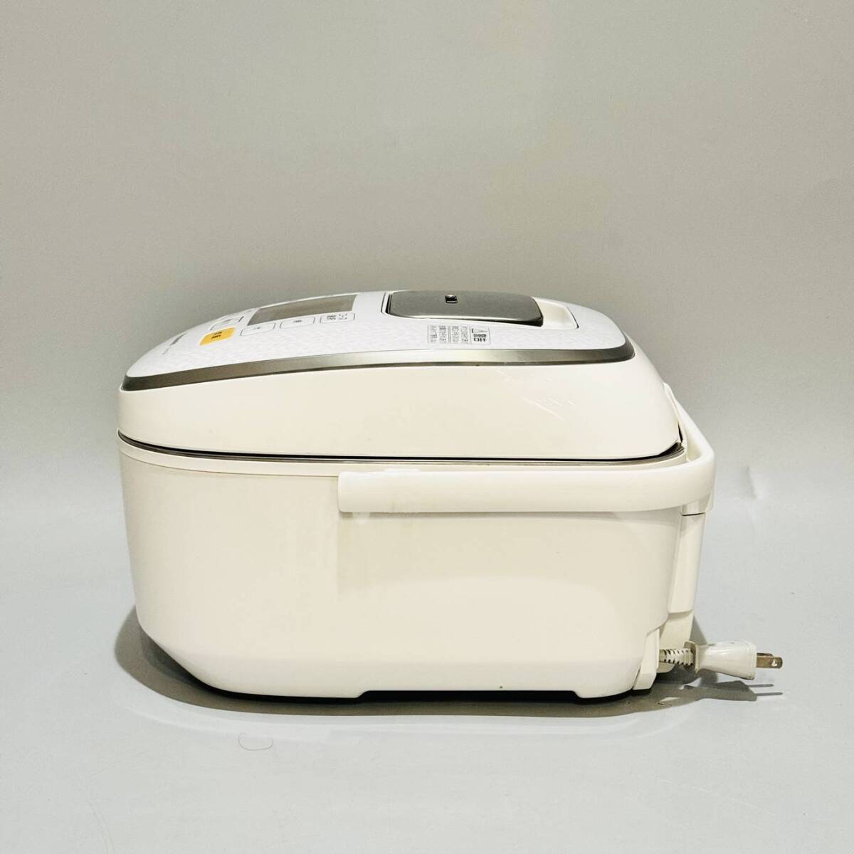 甲MJ17518 クリーニング済 動作確認済 2014年製 5.5合炊き パナソニック IHジャー炊飯器 SR-HX104 炊飯ジャー 調理機器 白の画像10