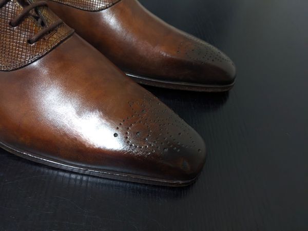 極美品 使用回数少 マグナーニ 42 Magnanni オパンケ製法 メダリオントゥ ドレスシューズ 8528_画像5