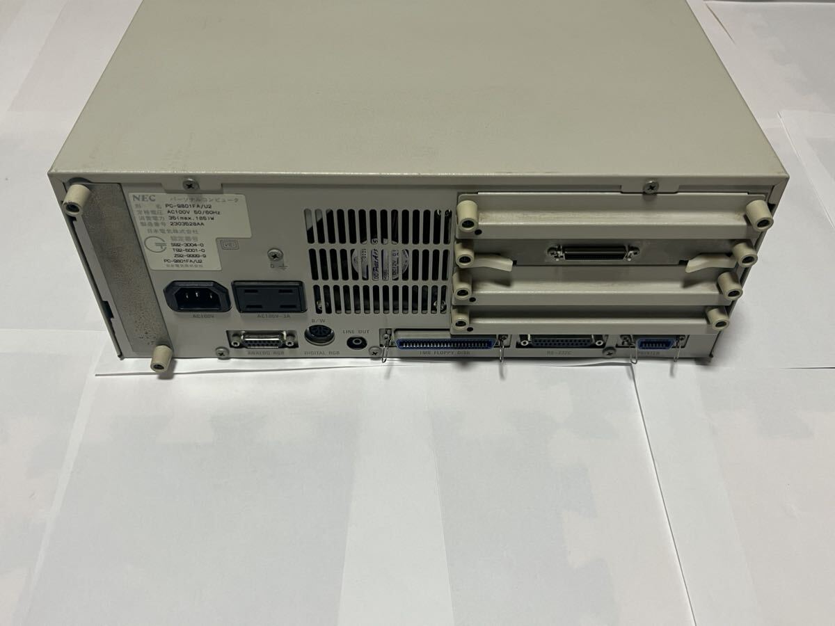 ジャンク品 NEC PC-9801FA/U2 通電確認済 ケーブル等の画像3