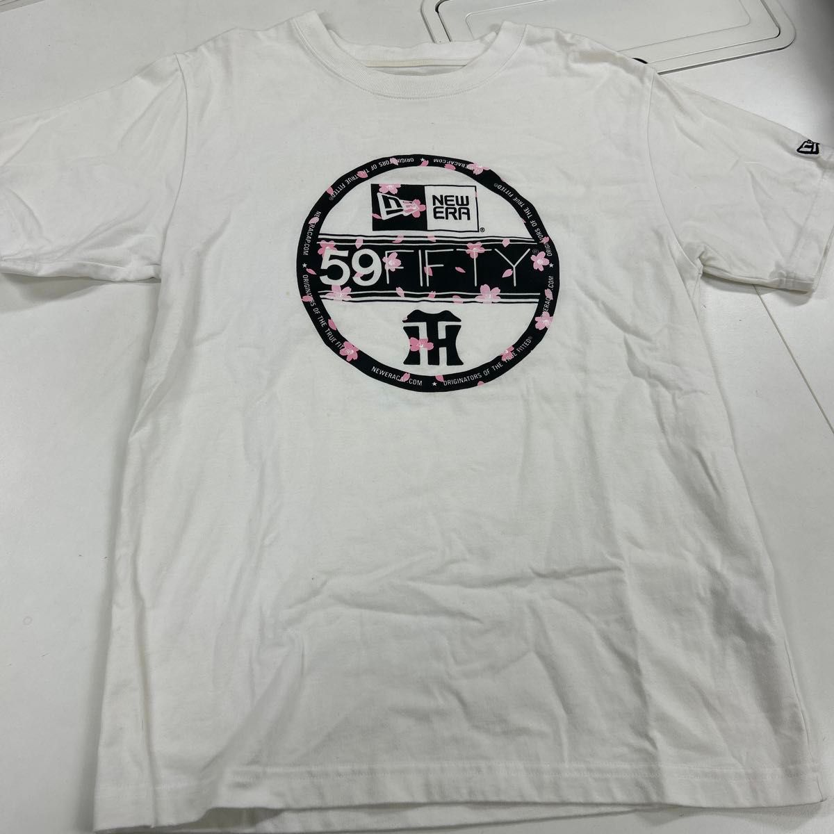 NEW ERA 阪神タイガース 半袖Tシャツ ユニセックス Tシャツ 59FIFTY