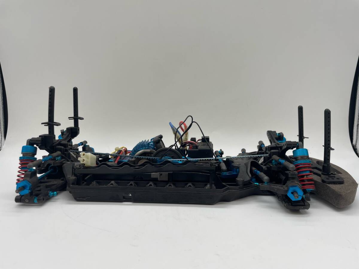 S4733B◆ TAMIYA タミヤ 電動 RC ラジコンカー シャーシ TT01-R ジャンク品 パーツ 現状品 ダンパー モーター _画像2