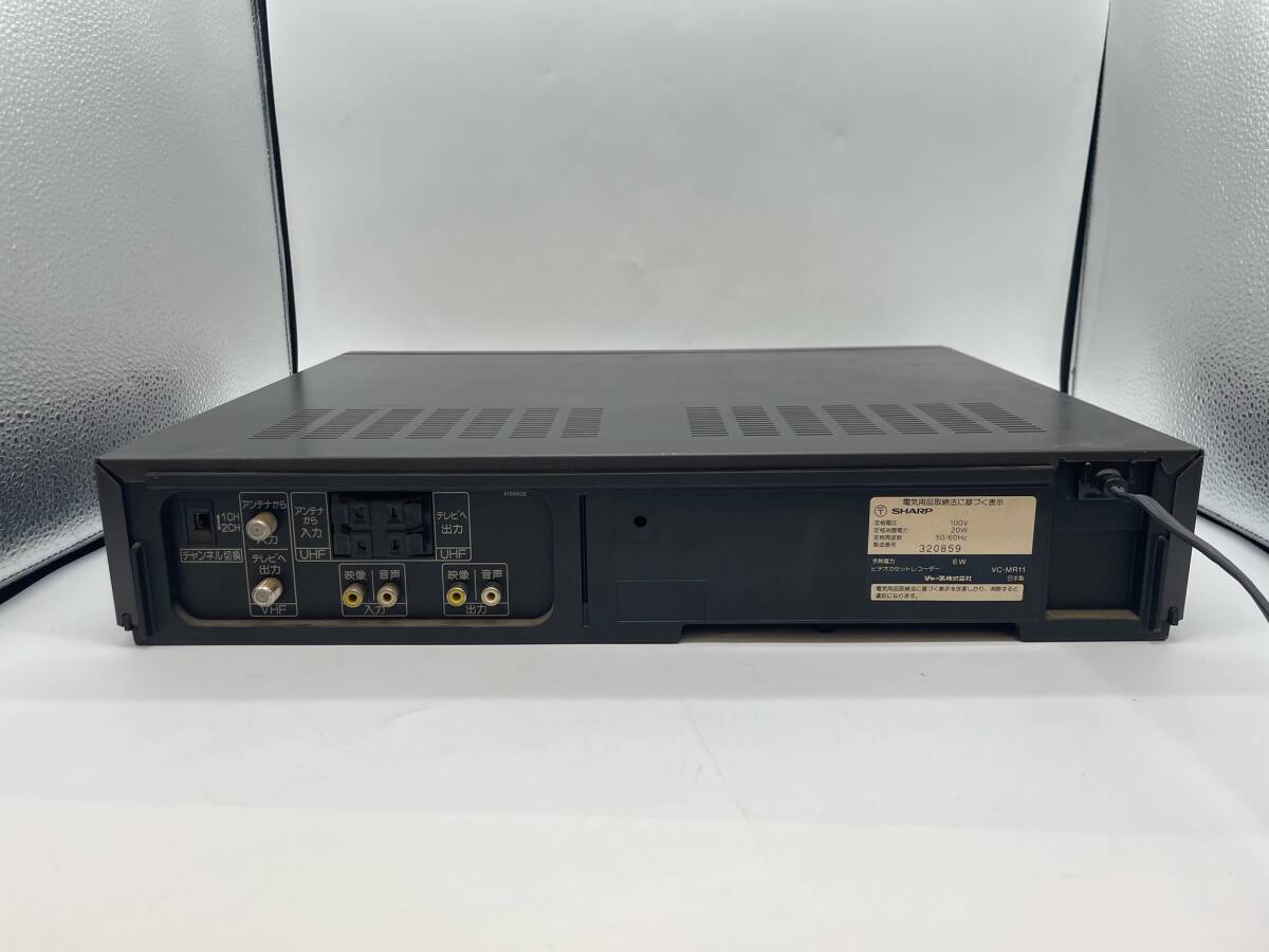 S4938A ◆ 【通電確認済】 SHARP シャープ ビデオカセットレコーダー VC-MR11 VHS ビデオ リモコン付き_画像5