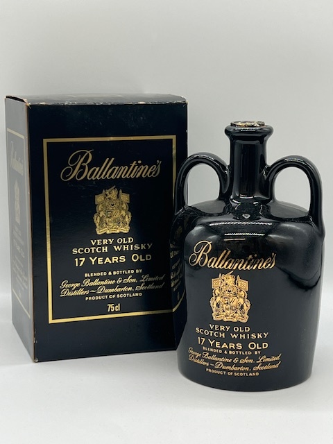 K1081■ Ballantine's バランタイン 17年 ベリー オールド スコッチ ウイスキー 750ml 陶器ボトル 替え栓 箱付 約1400.1g お酒 古酒 洋酒_画像1