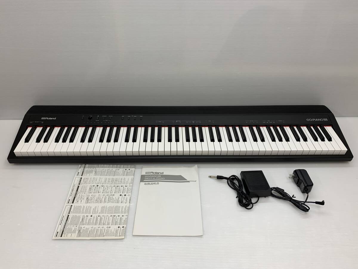 96-y13381-200/ ROLAND 電子ピアノ 88鍵盤 キーボード GO-PIANO88 動作確認済_画像1
