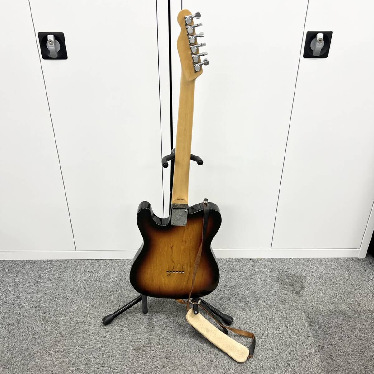 15711/ Fender Telecaster フェンダー テレキャスター エレキギター 木目 ブラック 弦楽器 音楽の画像7