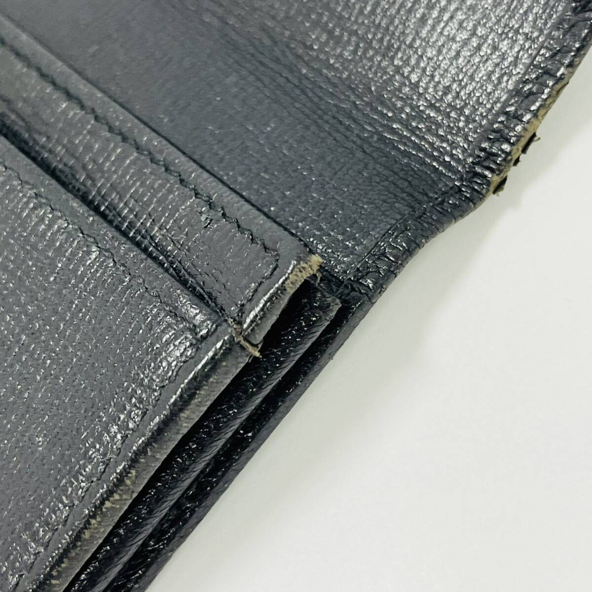 15757/ GUCCI 折り財布 黒 ブラック グッチ カード入れ ブランド品_画像10