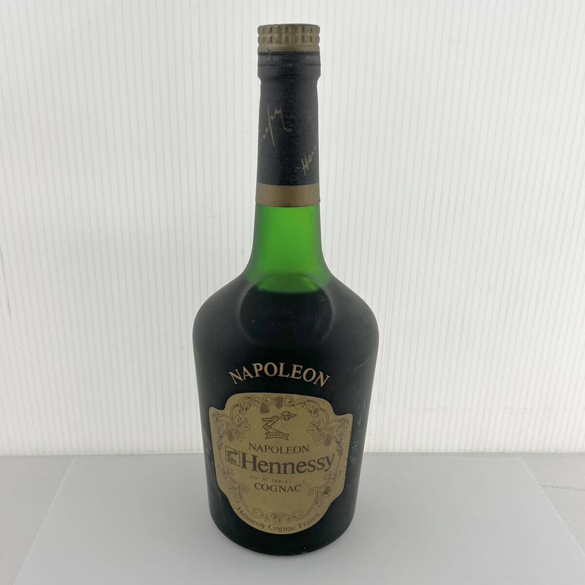 15728/【未開栓】NAPOLEON Hennessy COGNAC ナポレオン ヘネシー コニャック ブランデー 700ml 洋酒_画像1