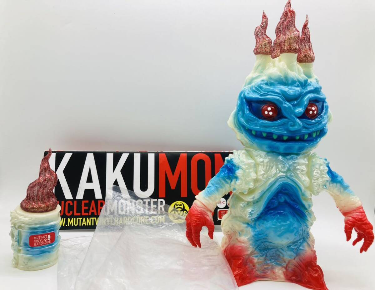 MVH mutant vinyl hardcore 大型サイズ KAKUMON 蓄光仕様 2018 ソフビ 公害怪獣 nuclear monster 美品 ヘッダー・袋付き bemon レア 貴重