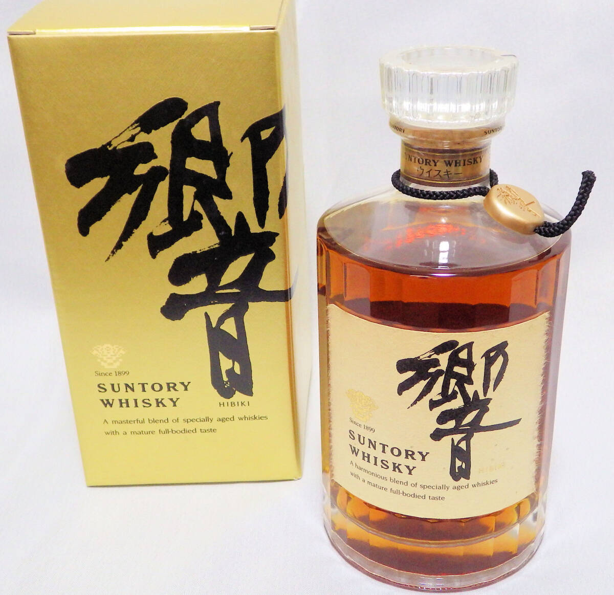 【古酒】SUNTORY サントリー 響 裏ゴールドラベル 700ml 箱付_画像1