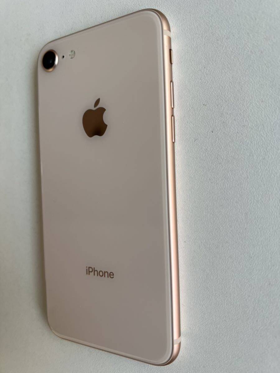 iPhone 8 ゴールド 64GB SIMフリー 極美品！送料込みです。の画像3