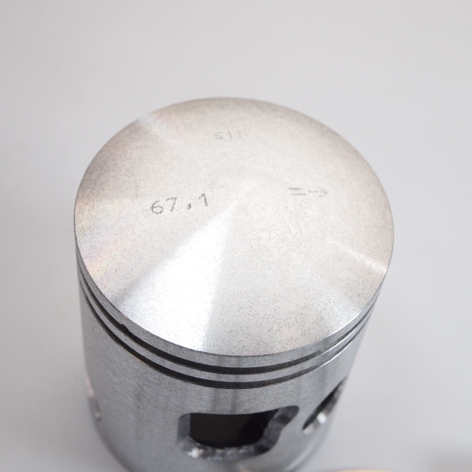 Piston METEOR 3O/S 67.1mm for Vespa 200Rally P200E PX200E PX200FL Cosa200 ベスパ オーバーサイズ ピストン_画像2