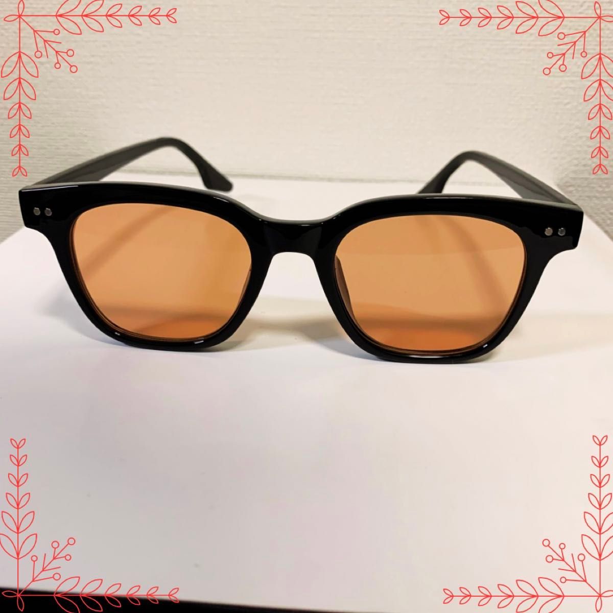 ウェリントン型カラーサングラス　新品　オレンジレンズ　紫外線防止レンズ　メンズ　レディース　夏ファッション 薄い色 サングラス