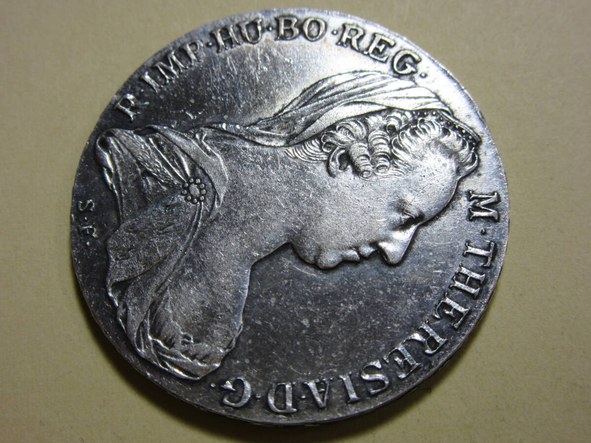 ３、オーストリア M・THERESIA ターラー銀貨 リストライク １７８０年 ２７，９４ｇの画像4
