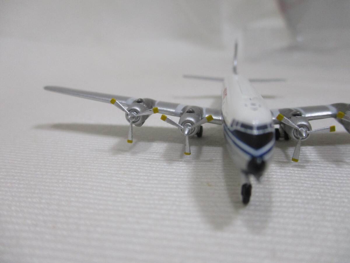 Yellow birds 1/400 NORTHEAST DC-6B N6588Cの画像6