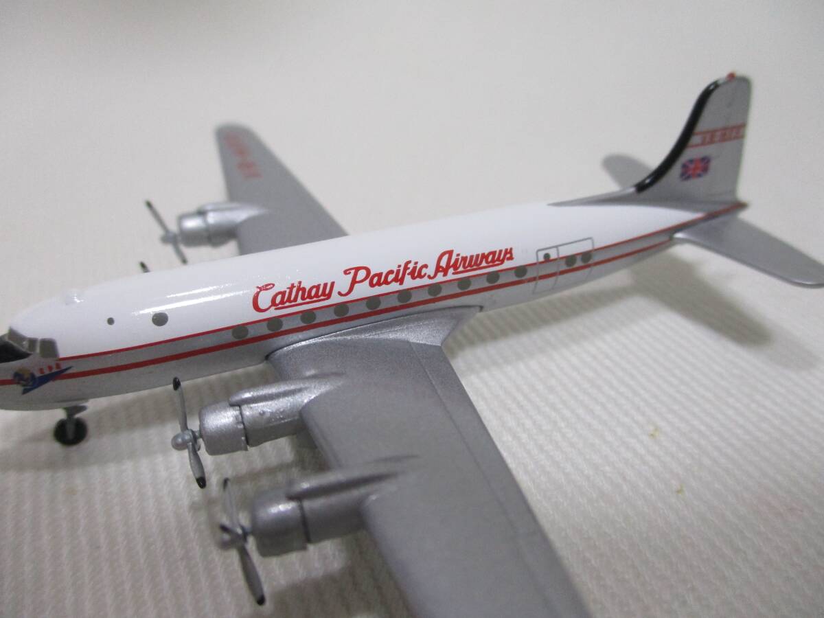 1/400 CATHAY PACIFIC DC4 Skymasterの画像7