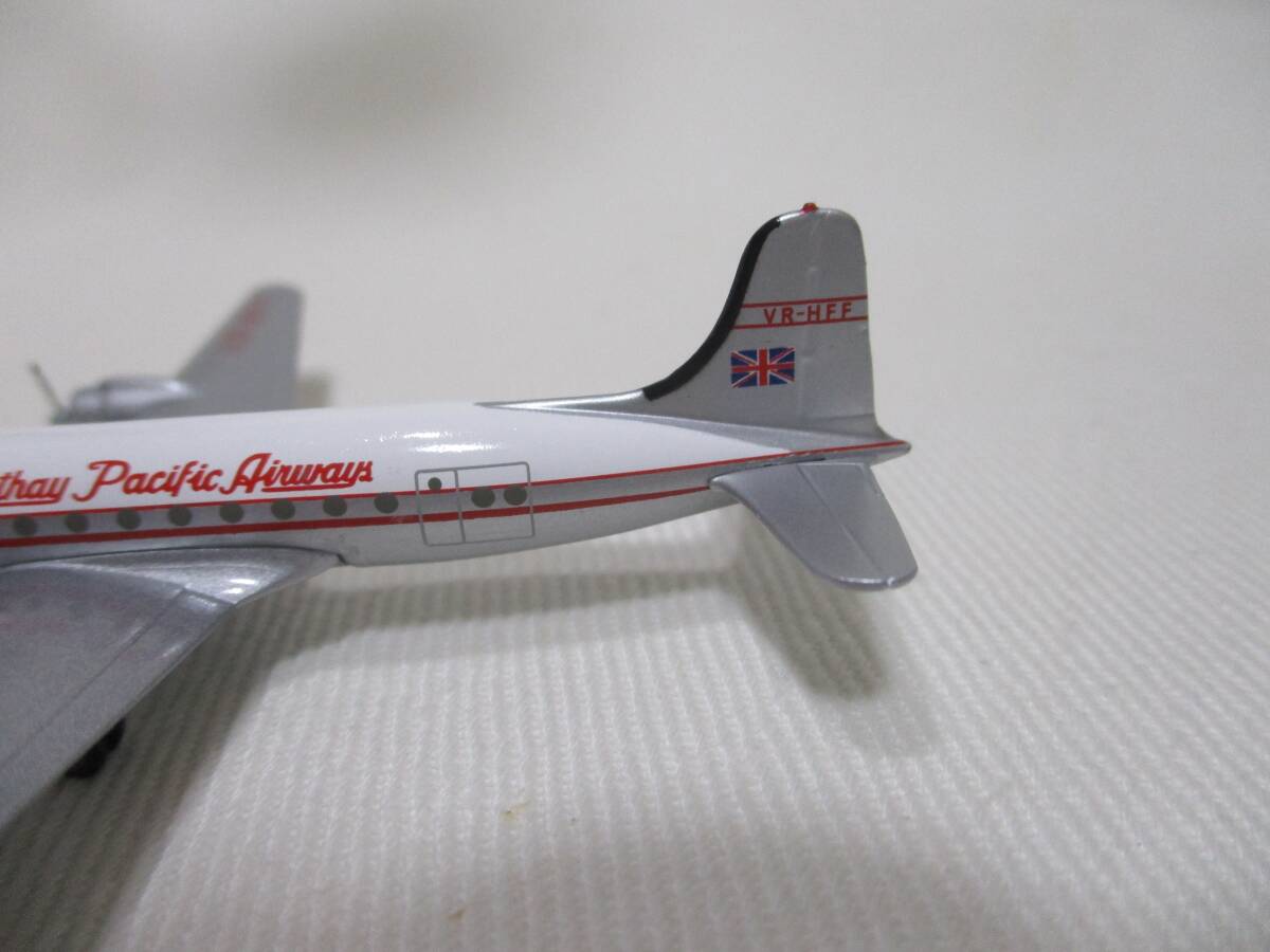 1/400 CATHAY PACIFIC DC4 Skymasterの画像8