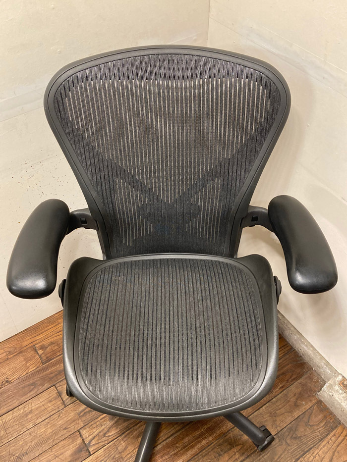 美品 Herman Miller ハーマンミラー アーロンチェア フル装備 ポスチャーフィット Bサイズ/hhstyleヤマギワコクヨオカムラ無印イームズの画像8