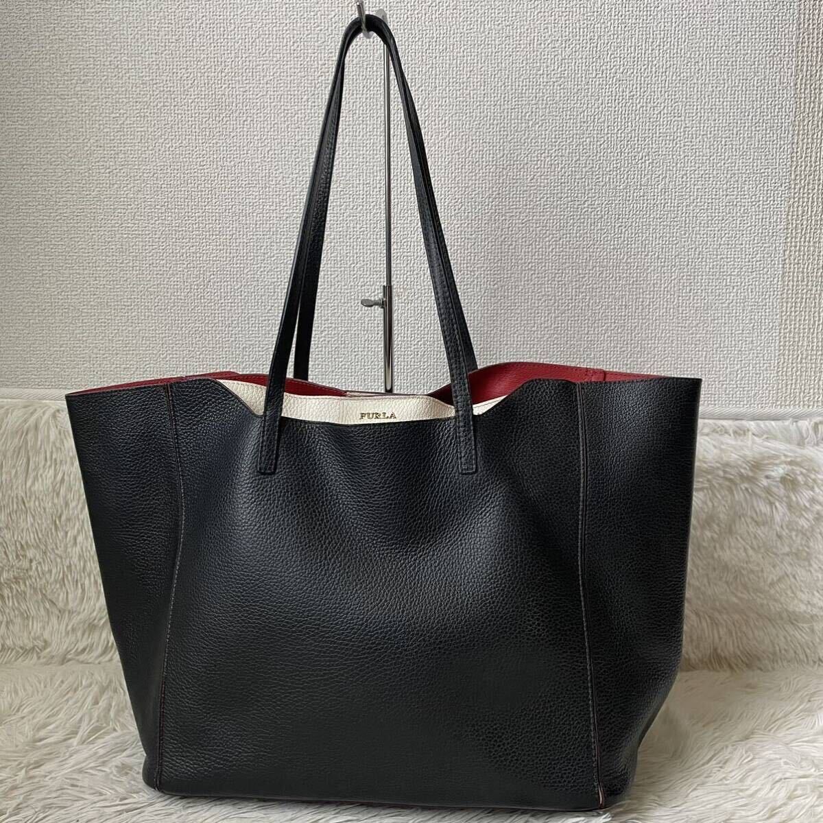 FURLA フルラ ファンタジア トートバッグ ハンド ビジネス バック レザー A4 PC収納可 肩掛け 大容量 ロゴ金具 メンズ レディース ブラックの画像1