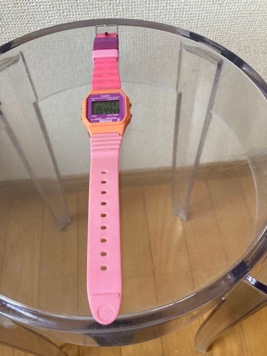 TIMEX 80 T2N573 ピンク系マルチカラー グラデーション　新同品　箱付き デジタル 腕時計