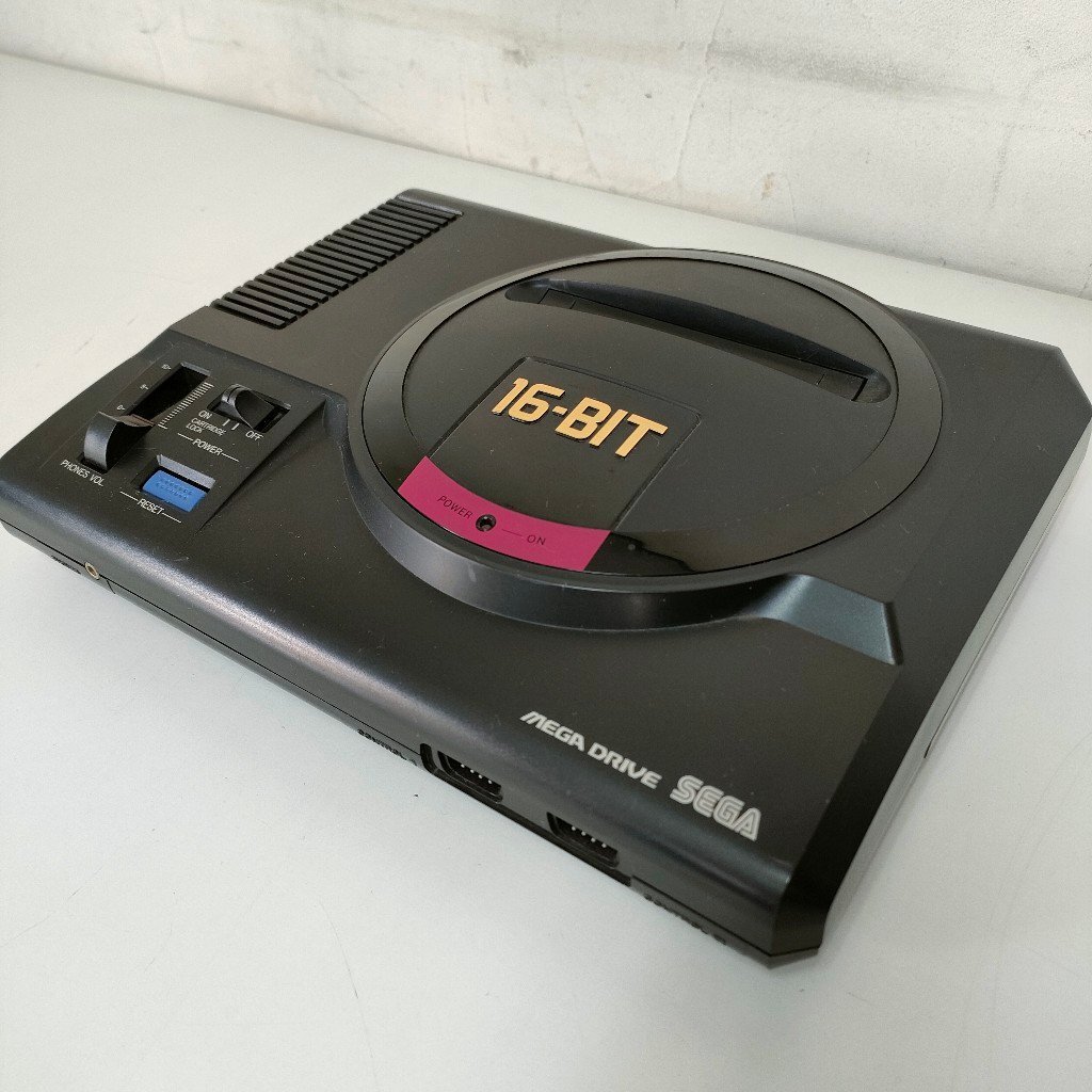 SEGA メガドライブ 本体 セガ HAA-2510 コントローラー レトロゲーム機 MEGA DRIVE 昭和 ヴィンテージ ジャンク 現状品 digjunkmarket_画像3