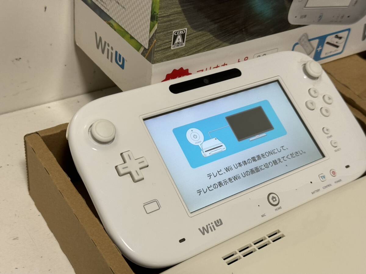 【任天堂 Wiiu 本体 セット【マリオカート8 セット】シロ 32GB ゲームパッド アダプタ】_画像4
