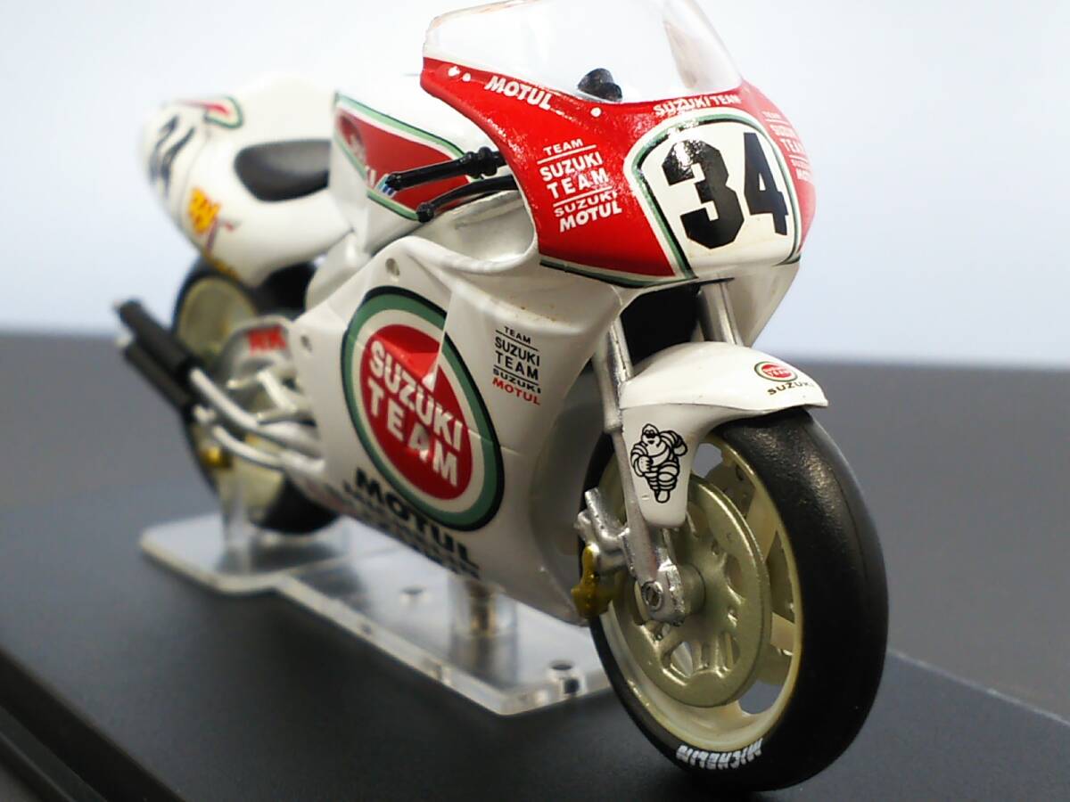 1/24 チャンピオンバイク #3 SUZUKI RGV500 KEVIN SCHWANTZ 1993年 スズキ ケビン シュワンツ 開封済 送料410円 同梱歓迎 追跡可 匿名配送の画像2