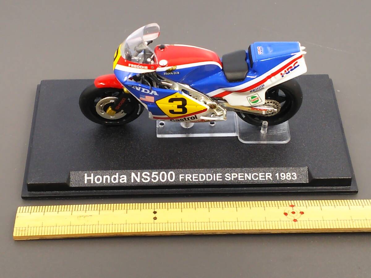 1/24 チャンピオンバイク #7 HONDA NS500 FREDDIE SPENCER (1983) フレディ スペンサー ホンダ 開封済 送料410円 同梱歓迎 追跡可 匿名配送の画像4
