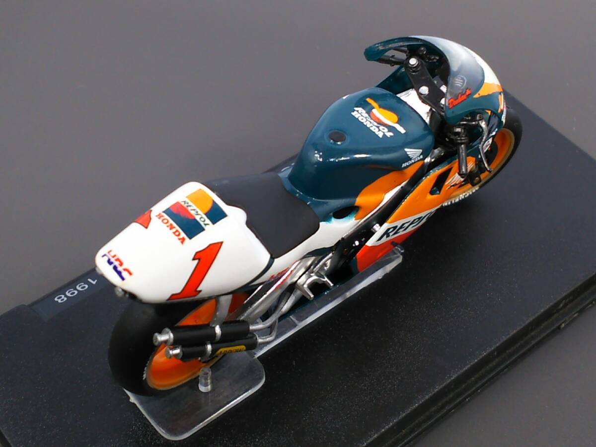 1/24 チャンピオンバイク #6 HONDA NSR500 MICHAEL DOOHAN 1998年 マイケル ドゥーハン ホンダ 開封済 送料410円 同梱歓迎 追跡可 匿名配送の画像7