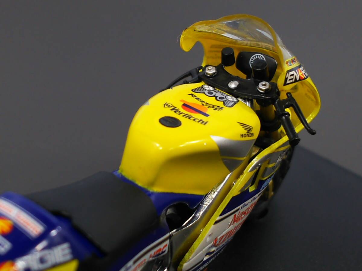 1/24 チャンピオンバイク #15 HONDA NSR500 VALENTINO ROSSI 2001年 ロッシ ホンダ 開封済 送料410円 同梱歓迎 追跡可 匿名配送の画像6