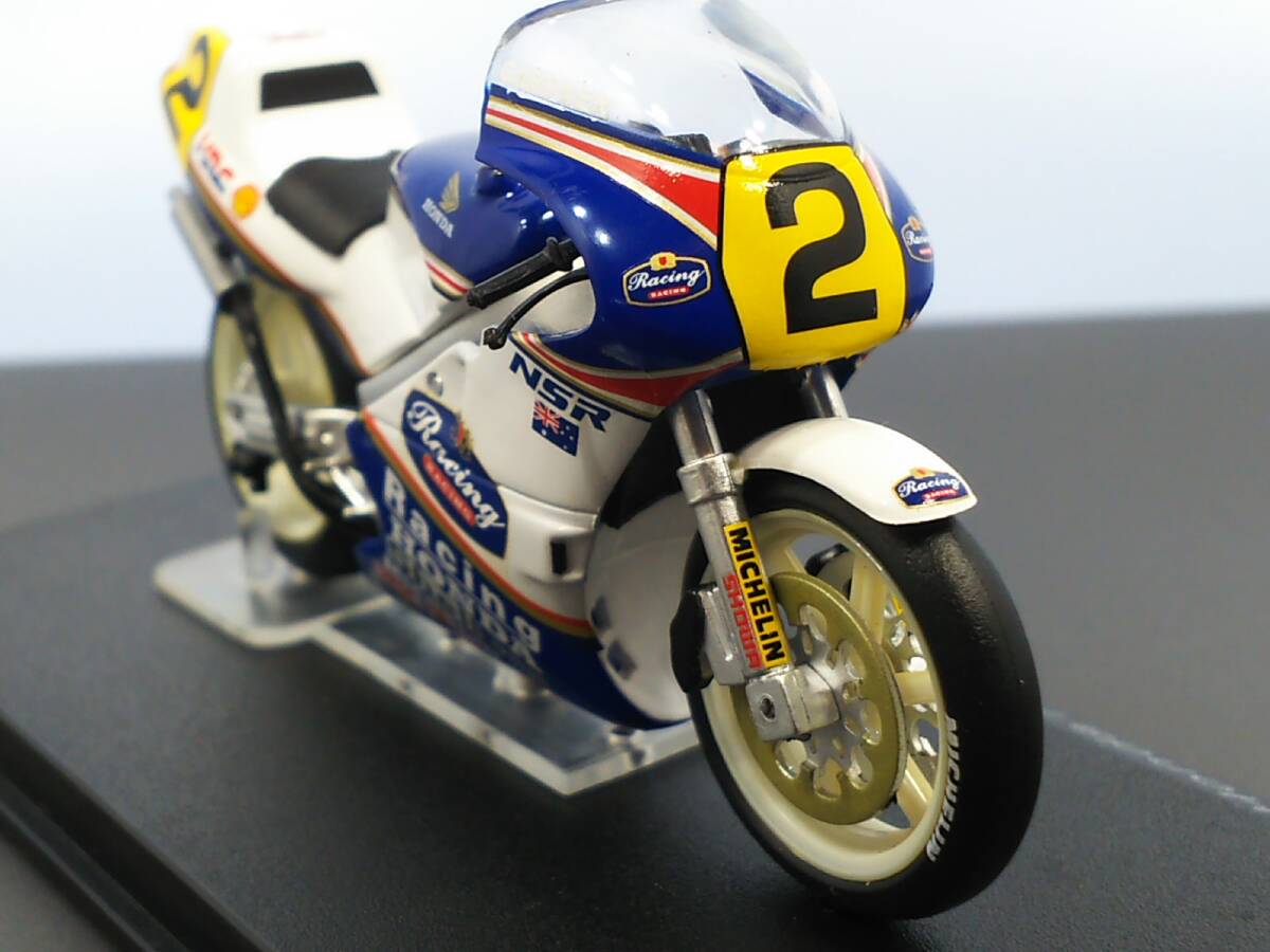 1/24 チャンピオンバイク #4 HONDA NSR500 WAYNE GARDNER 1987年 ワイン・ガードナー ホンダ 開封済 送料410円 同梱歓迎 追跡可 匿名配送_画像9