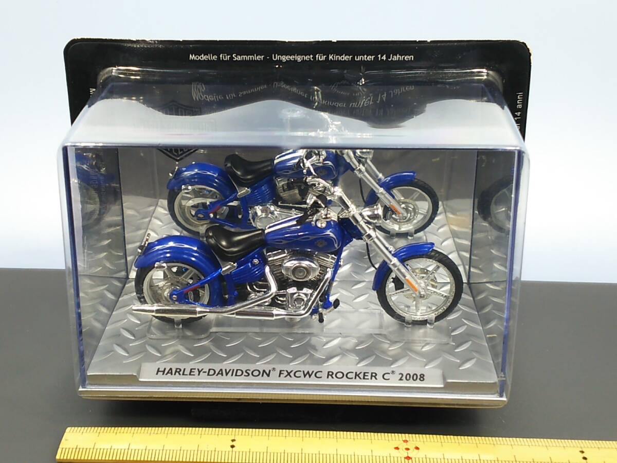 1/24 HARLEY-DAVIDSON PREMIUM COLLECTION FXCWC ROCKER C 2008 未開封 ハーレー 送料410円 同梱歓迎 追跡可 匿名配送_画像1