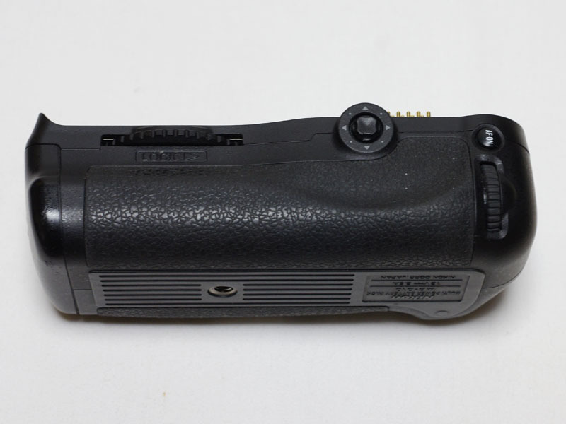 ☆ 動作確認済 Nikon MB-D10 単3型BP D300/D700/D300S 用 ☆ ニコンの画像4