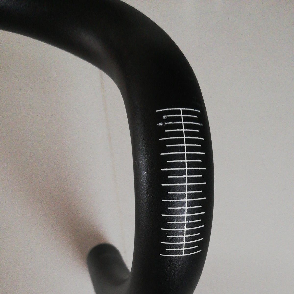 3T ERGONOVA PRO フレアハンドル ブラケット間実測約410mm 3T ERGONOVA PRO フレアハンドル ブラケット間実測約410mm