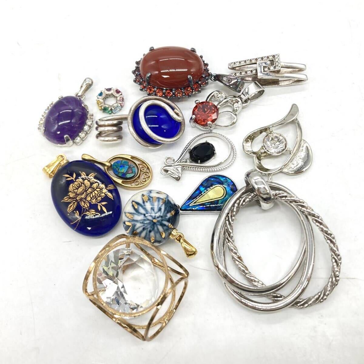 # pendant top 30 point . summarize #a weight approximately 128g amethyst a gate a bench . Lynn quarts ne flight accessory jewelry silver CE0