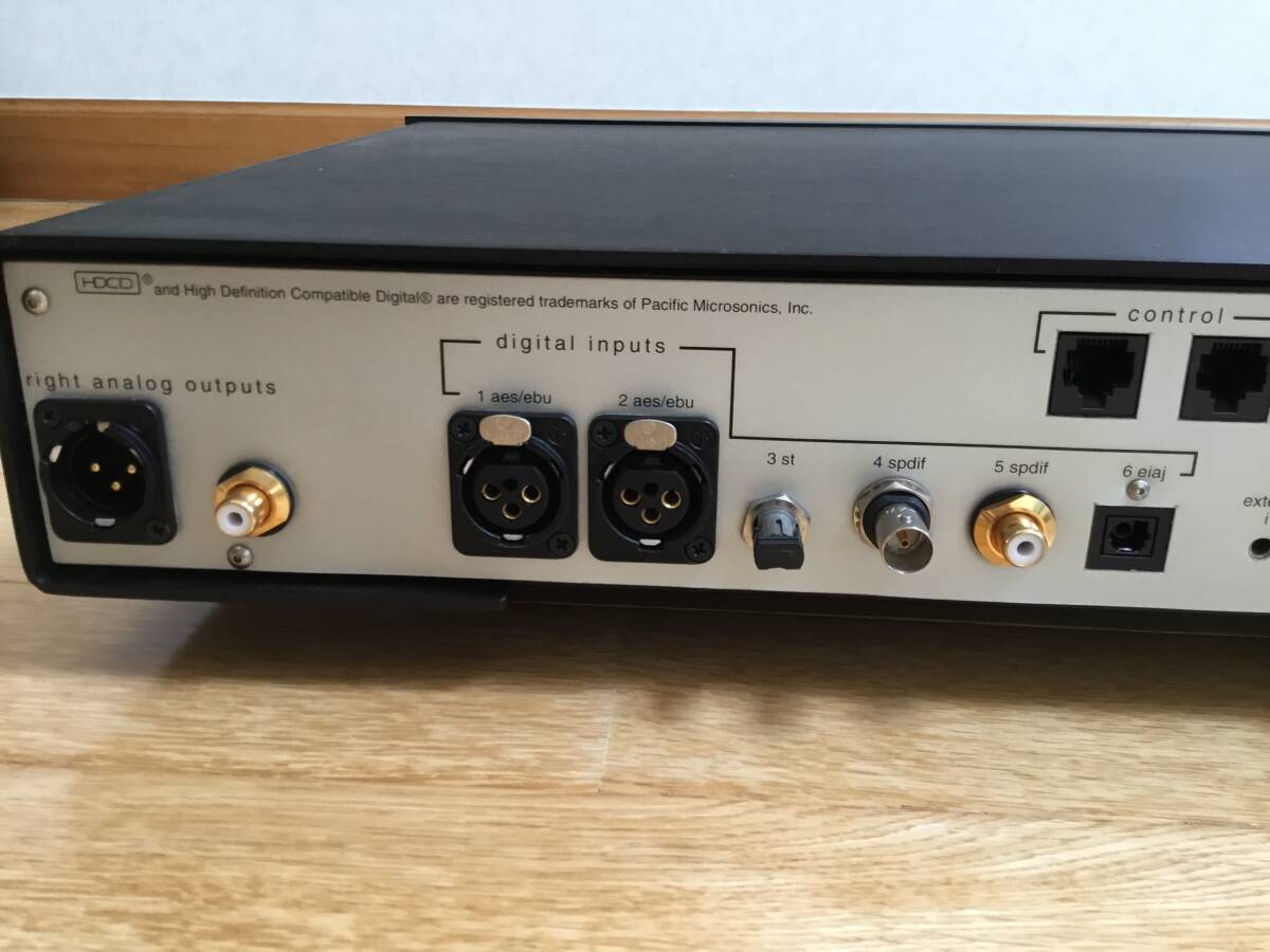 [ Junk treat ]Mark Levinson No.360L D/A converter 