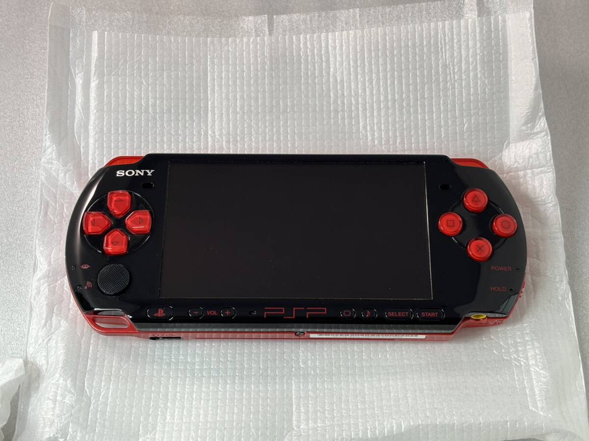 * очень красивый товар * PSP 3000 Cross нераспечатанный Monstar Hunter портативный 3rd новый рис Hunter z упаковка красный чёрный красный черный Monster Hunter