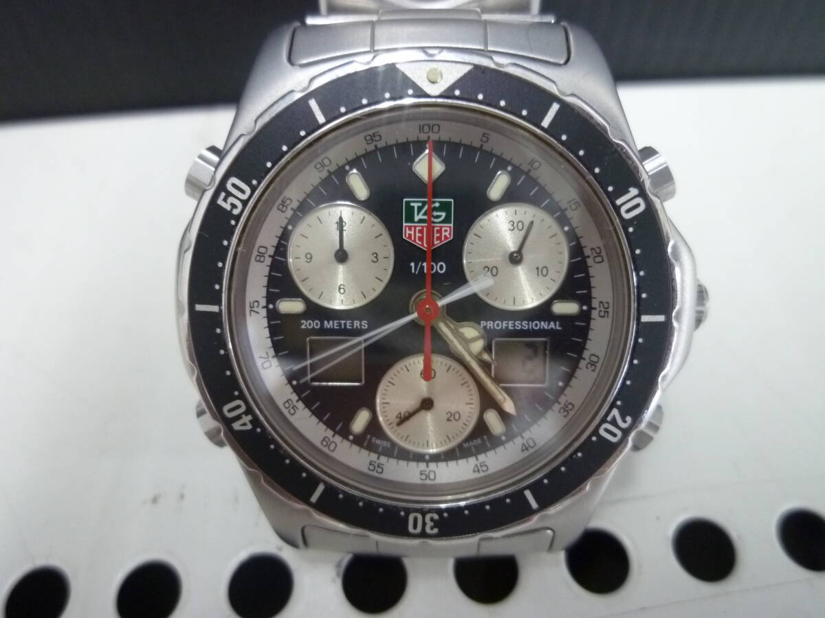 『中古品』TAG HEUER/タグホイヤー プロフェッショナル クロノグラフ アナデジ クォーツ 240.306 ブラック系文字盤_画像2