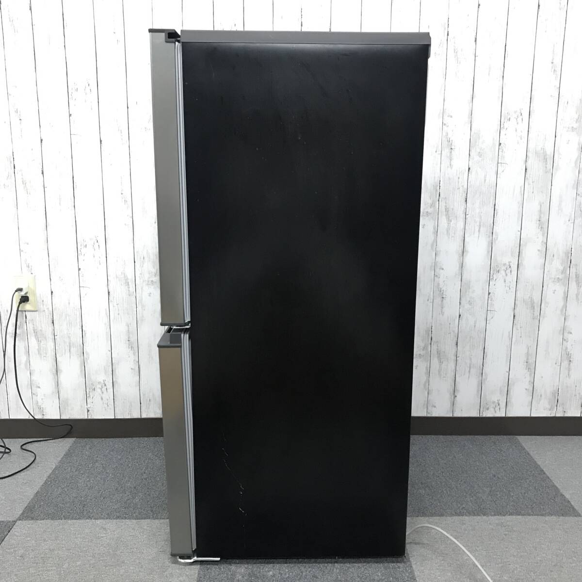 【美品】2ドア 冷蔵庫 135L AQR-14N-S  引き出し冷凍 耐熱100℃ テーブル AQUA 2022年式 高年式 アクア株式会社の画像8