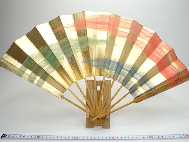 J666 fan / talent . gold ground . color . capital ./ Mai ./ end wide / Shimai / old .Japanese Tradition