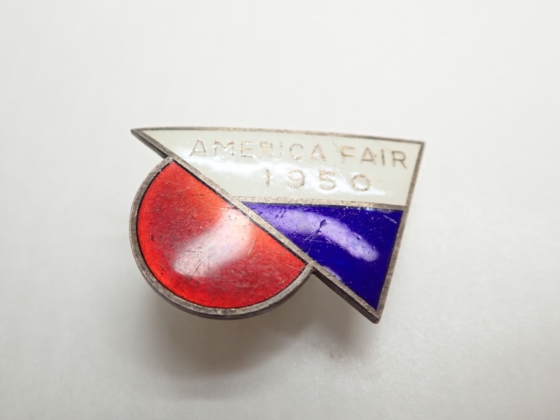 Z316　バッジ/ピン　アメリカンフェアー　1950年　銀製　SILVER　記念品/メダル/レトロ/badge_画像1