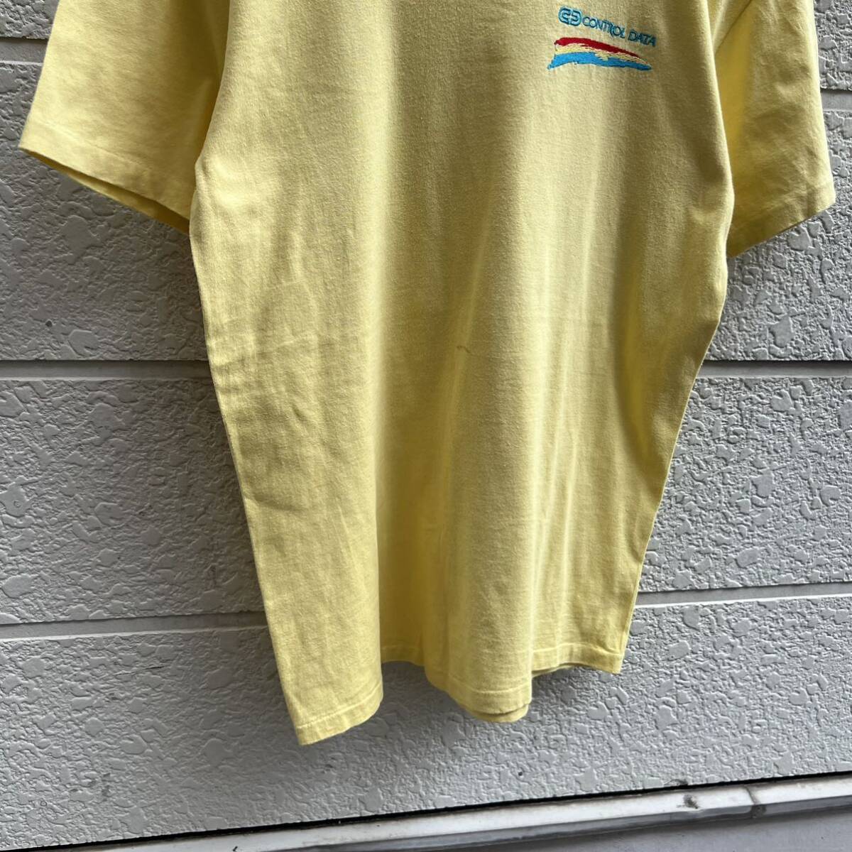 80s 90s USA製 黄色 刺繍 ワンポイント 半袖Tシャツ イエロー Stedman ステッドマン アメリカ製 古着 vintage ヴィンテージ Mサイズ_画像6