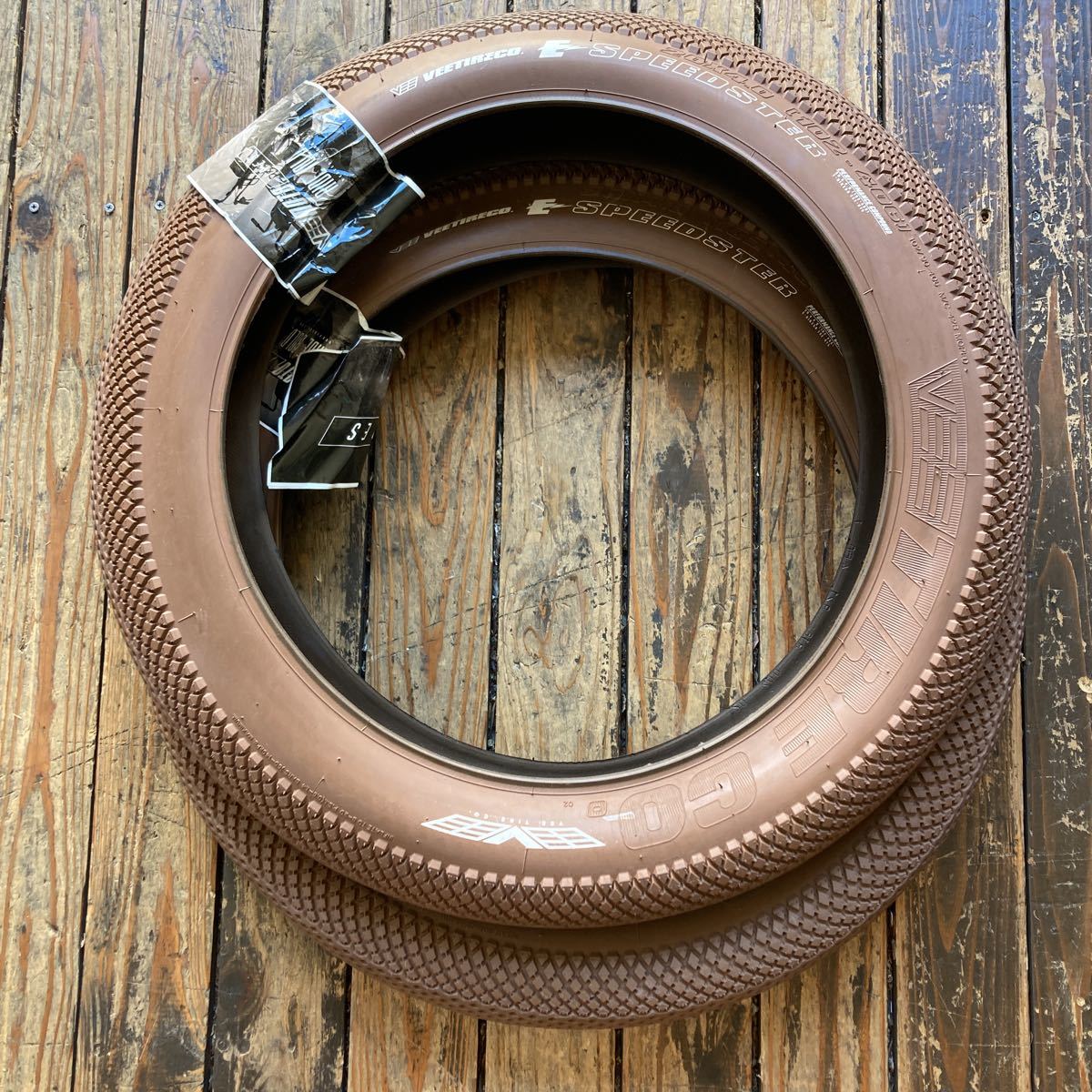 8855円 【新品・未使用】VEE TIRE Speedstar ファットタイヤ_20 8855円 【新品・未使用】VEE TIRE Speedstar ファットタイヤ_20